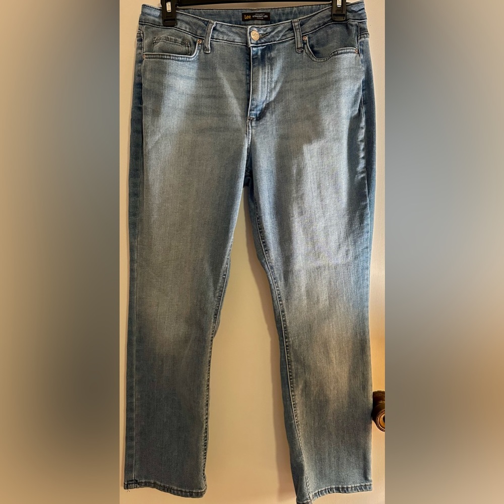 Women’s Lee Mid-Rise Straight Leg Jeans - size 14S